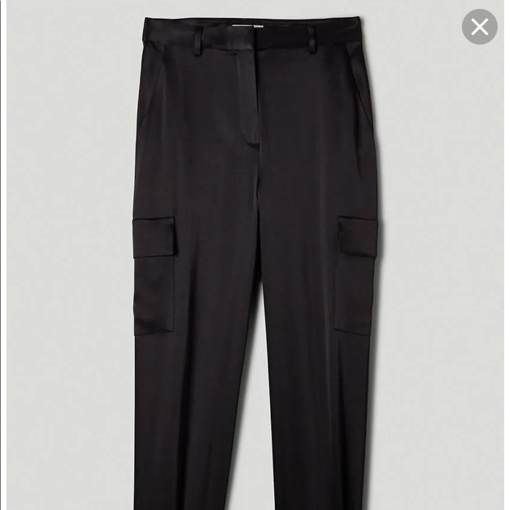 Aritzia Refined Cargo Pant Size:6